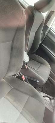 Toyota Corolla Axio Silver 2018 2WD image 4