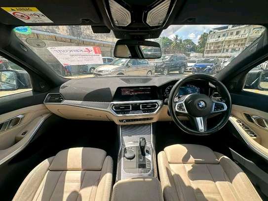 BMW M340i 2020 image 9