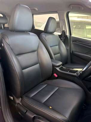 Honda shuttle Z senig image 11