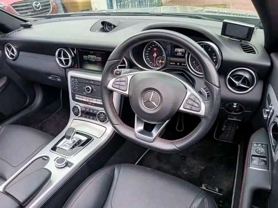 Mercedes Benz SLC 180 convertible image 10