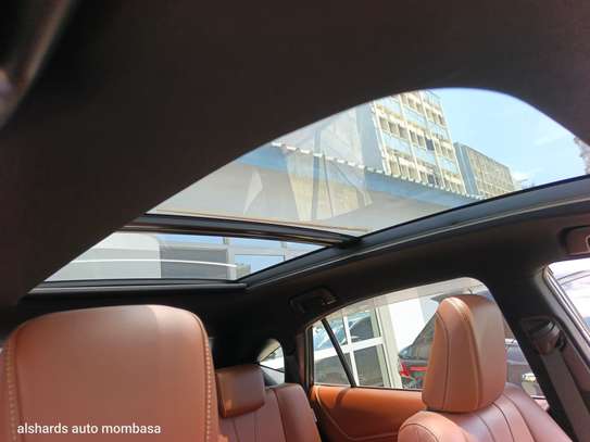 Toyota  Harrier pearl image 8