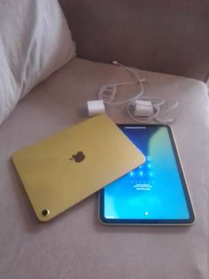 Apple iPad (2025) 128 GB Yellow image 5