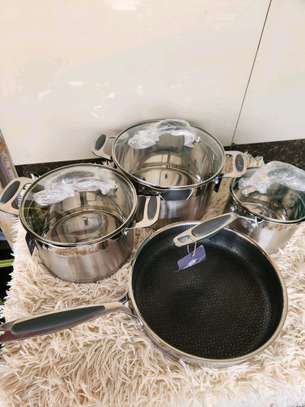 Kaisa villa Stainless cookware image 2