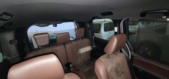 Esquire 7seater image 4