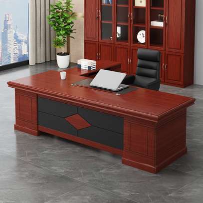 1400mm Mahogany Executive Office Desk image 5