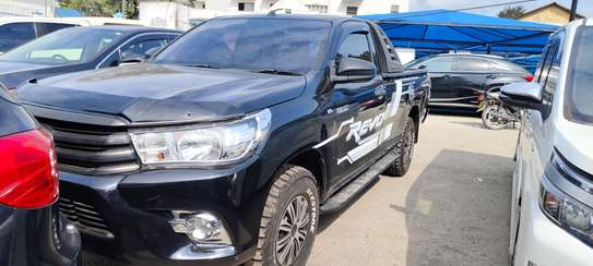 Toyota Hilux black single cabin Manual Diesel 2018 image 7