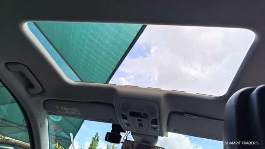 Audi A6 TFSI Quattro Sunroof White 2018 image 10
