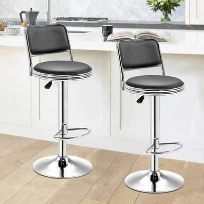 Baratools:Black Modern Swivel Barstool In  Mosocho image 2