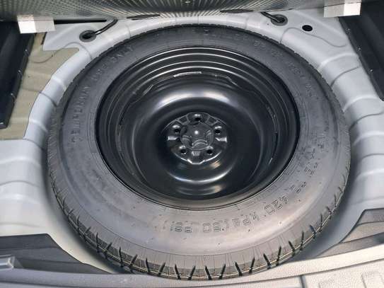 Nissan X-Trail sunroof image 14