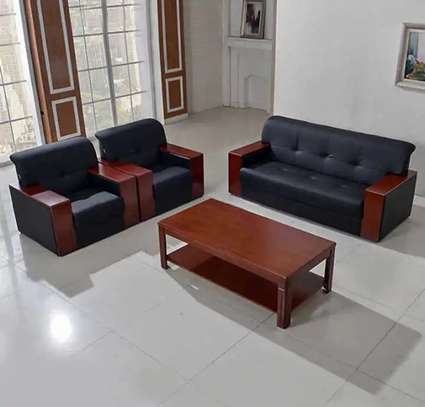 Executive 5 Seater Leather Meeting Sofa image 6