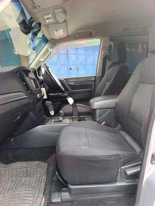 MITSUBISH PAJERO 2012 image 4