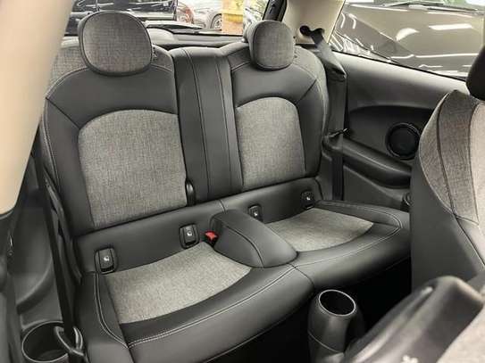 2022 MINI COOPER D CLASSIC image 7