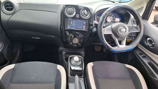 Nissan note image 4