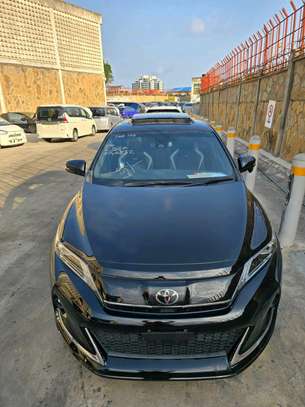 Toyota Harrier GR Black Sport 2018 image 2