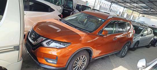 Nissan X-Trail Orange hybrid 2018 40000km 4wd image 2