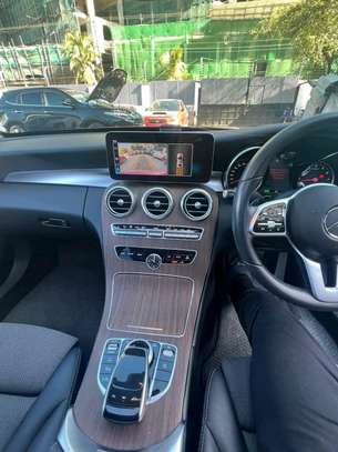 Mercedes Benz C200 redwine image 2