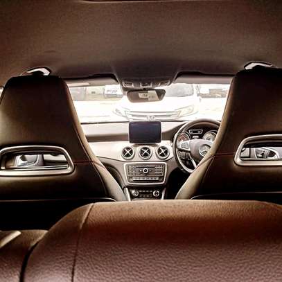 Mercedes Benz GLA250 brown 2018 image 7