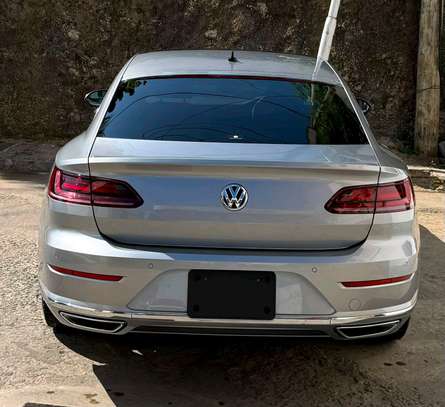 Volkswagen Arteon silver 2019 sunroof image 9