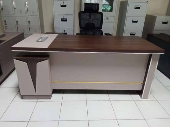 Office Desk; 1.8M Executive L-Shaped Office Desk image 4