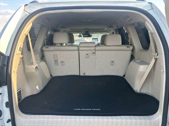 LANDCRUISER PRADO,2019,PETROL image 5