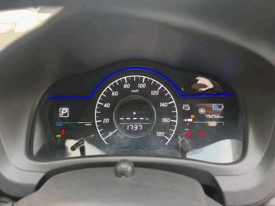 Nissan note empower image 6