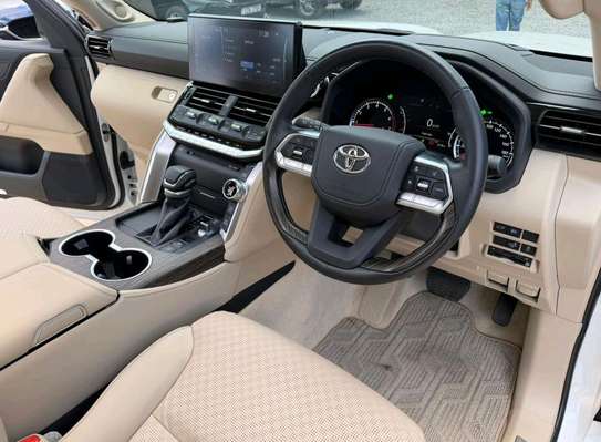 2023 Toyota land cruiser ZX 300 image 2
