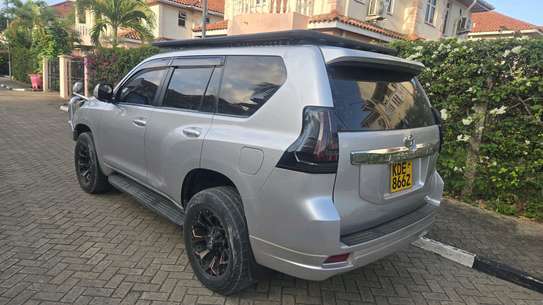 TOYOTA LANDCRUISER PRADO 2015MODEL PETROL image 7