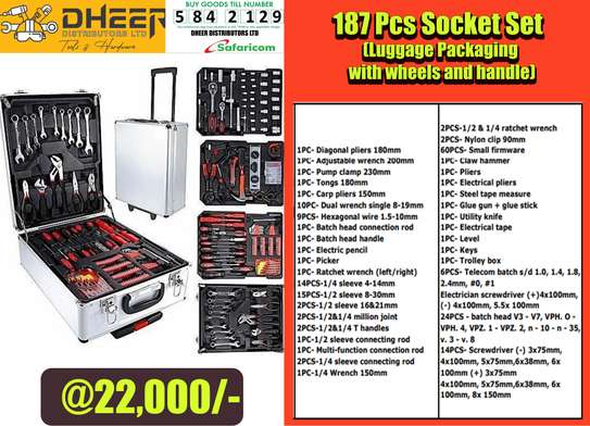 187PCS Socket Set Rolling Case TQ73089-mechanical tool Set image 3
