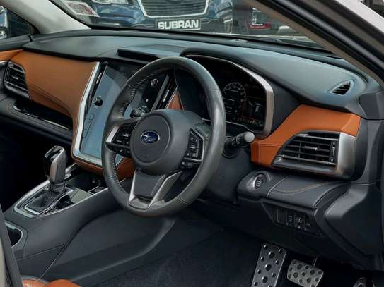 2022 Subaru outback image 9