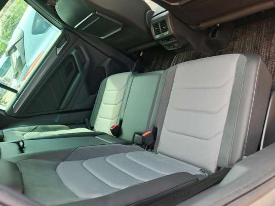 Volkswagen Tiguan 2.0TDI image 6
