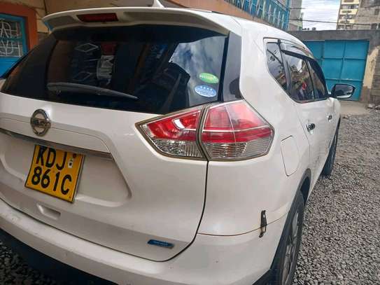 Nissan X-Trail White Spacious SUV Reliable Ride image 5