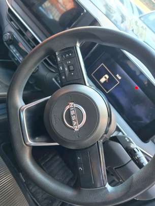 Nissan note E-power image 5