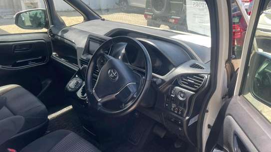 TOYOTA NOAH WXB 2019MODEL 7 SEATER image 2