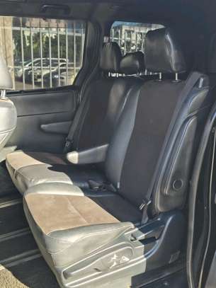 TOYOTA NOAH WXB 2016MODEL image 3
