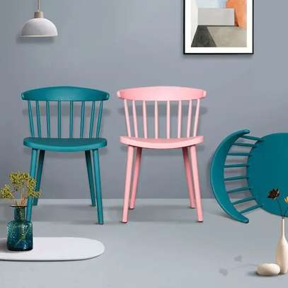 Durable Armless Plastic Luxury Dining Chair image 4