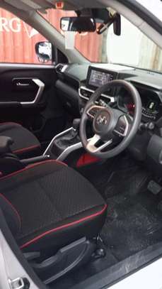 Toyota Raize White 2019 image 10