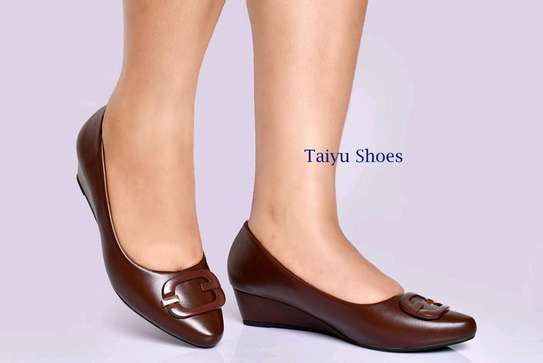 Taiyu Low Wedge Shoes Size 37-42 Classic Colors image 3