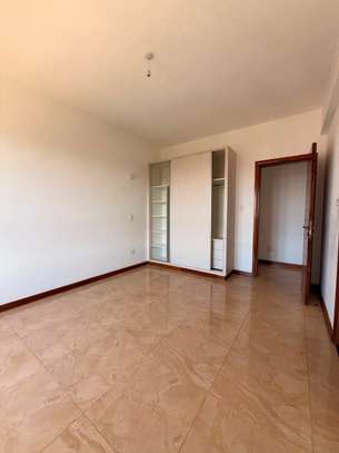 3 Bed Apartment with En Suite in Kilimani image 17