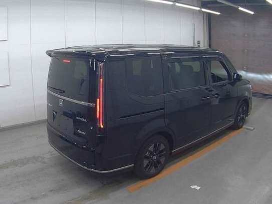 2023 Honda StepWagon Spada image 2