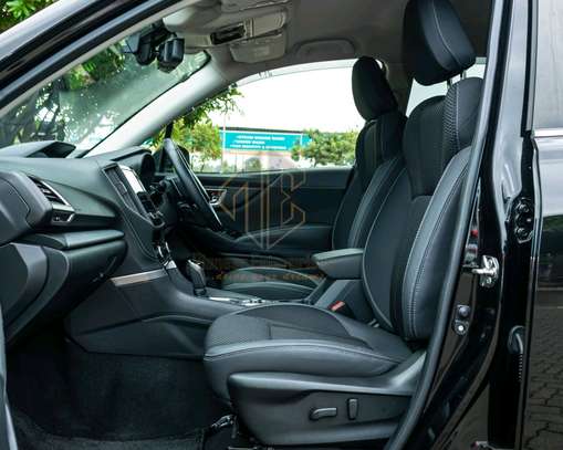 2018 Subaru Forester image 2