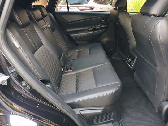 Toyota Harrier black image 5