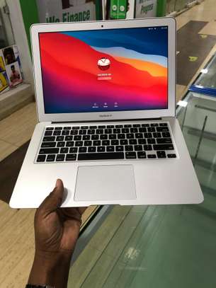 MacBook Air 13 Core i7 @ 32,999 image 8