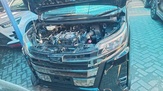 Toyota Noah WXB Black 2019 2Wd image 2