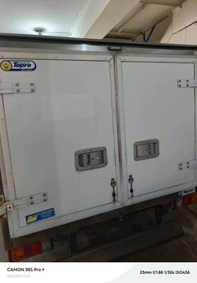 Mazda bongo freezer body image 8