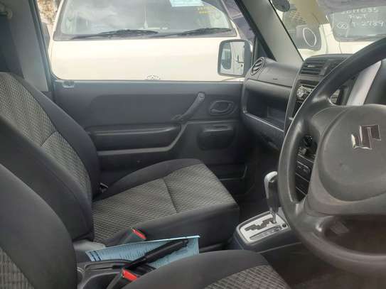 Suzuki jimny image 3