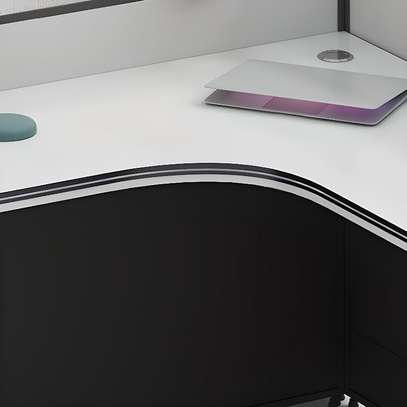 Open view 4-way office workstation image 6