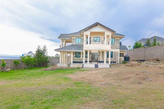 5 Bedroom All Ensuite+Dsq House For Sale In Naivasha image 7