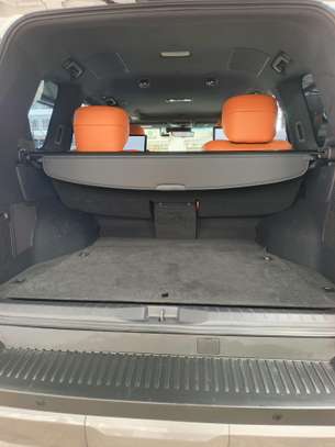Lexus lx600 VvIp image 4