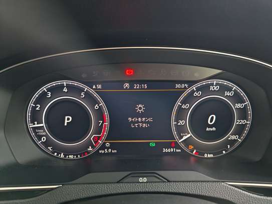 Volkswagen arteon with sunroof is on sale in Mombasa image 5
