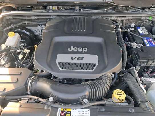 JEEP WRANGLER black image 11